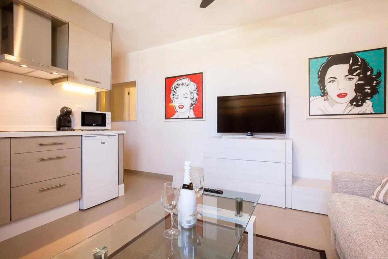 1 Bedroom Apartment For 4 People In Tenerife Costa Adeje  Exterior photo